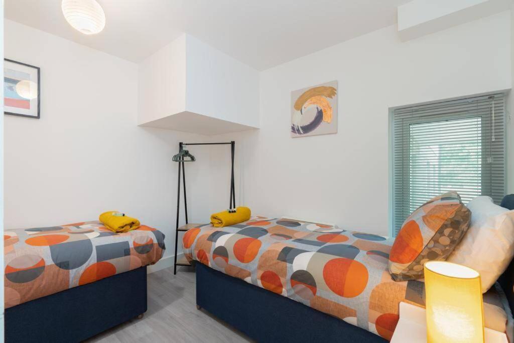 Forest View Apartment- Private Balcony Southampton Exterior foto